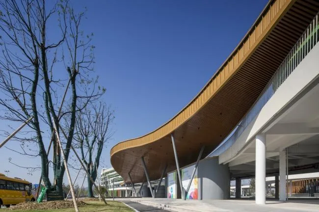 BIM Architecture | The 'White Egret' in front of Xisai Mountain: Shanghai Jiao Tong New Year Education Group (Huzhou) Paddington Bilingual School/Conceptual Design