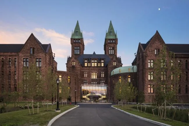 BIM Architecture | Tribute to Classics - Historical Traces of Time Weathering: Henry Hotel/Deborah Berke Partners