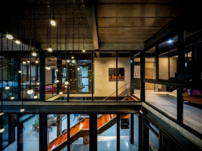 BIM Architecture | Thailand Room 713: Half Residential, Half Unelegant Scenery/Junsekino Architect and Design