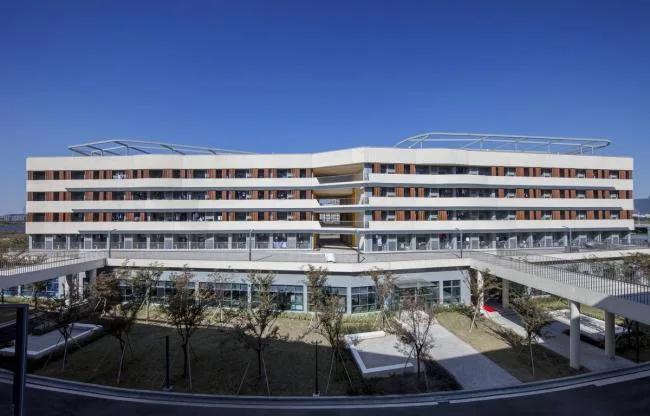 BIM Architecture | The 'White Egret' in front of Xisai Mountain: Shanghai Jiao Tong New Year Education Group (Huzhou) Paddington Bilingual School/Conceptual Design