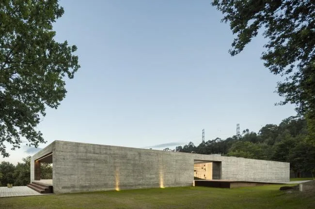 BIM Architecture | Pure and Primitive - Spaceworkers in Samba, Portugal