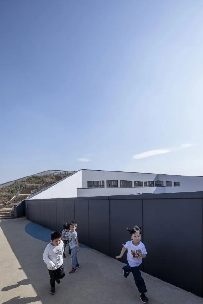 BIM Architecture | Nanxun Town Middle Kindergarten New Site Expansion Project/Zhejiang New Year's Eve School Architectural Design and Research Institute Co., Ltd