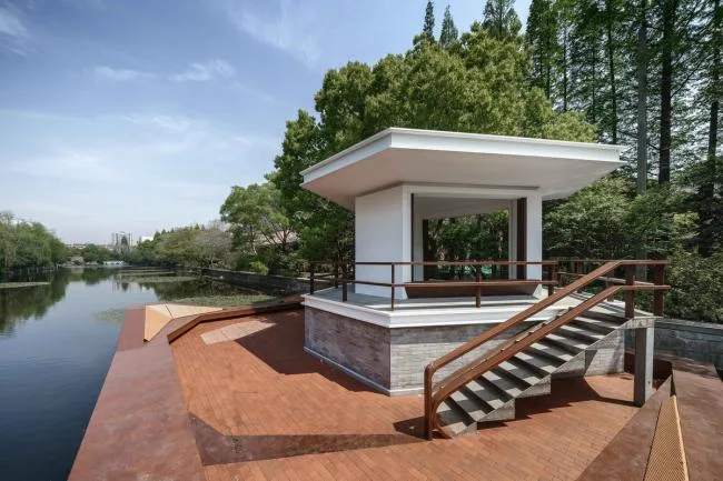 BIM Architecture | Between Memory and Hope: East China Normal University's New Year's Eve Study at the Riva Riverside Bookstore Renovation/Shanghai Riqing Architectural Design