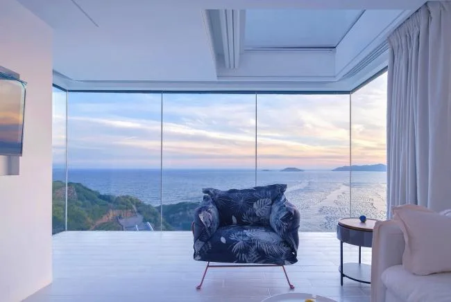 BIM Architecture | Boundless Sea, Tranquil and Distant Mood: Zhejiang Chuanshan and Other Wind Blowing People's Accommodation/Zhou Xin Architectural Design Studio