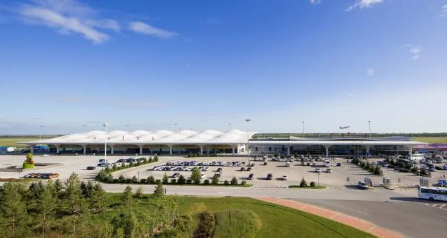 BIM Architecture | Continuous Waves Rising from Golden Birch Forest: Hulunbuir Hailar Airport Expansion Project/China Architecture Design Institute Joint Architectural Design Seminar U10
