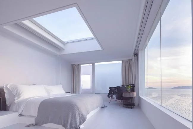 BIM Architecture | Boundless Sea, Tranquil and Distant Mood: Zhejiang Chuanshan and Other Wind Blowing People's Accommodation/Zhou Xin Architectural Design Studio