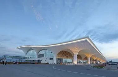 BIM Architecture: Continuous Waves Emerging from Golden Birch Forest – Hulunbuir Hailar Airport Expansion by China Architecture Design Institute Joint Seminar U10-BIM WORLD