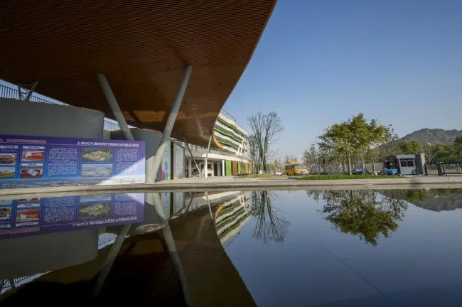 BIM Architecture | The 'White Egret' in front of Xisai Mountain: Shanghai Jiao Tong New Year Education Group (Huzhou) Paddington Bilingual School/Conceptual Design