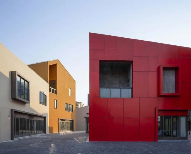 BIM Architecture | Taste of Old Market, Colors from Childhood Memories: Shanghai Lingang New City Community Trade Center/Shanghai Zhongfang Architectural Design