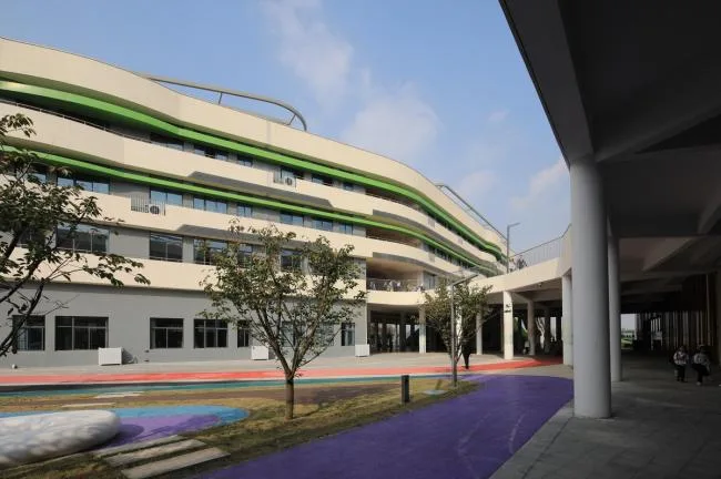 BIM Architecture | The 'White Egret' in front of Xisai Mountain: Shanghai Jiao Tong New Year Education Group (Huzhou) Paddington Bilingual School/Conceptual Design