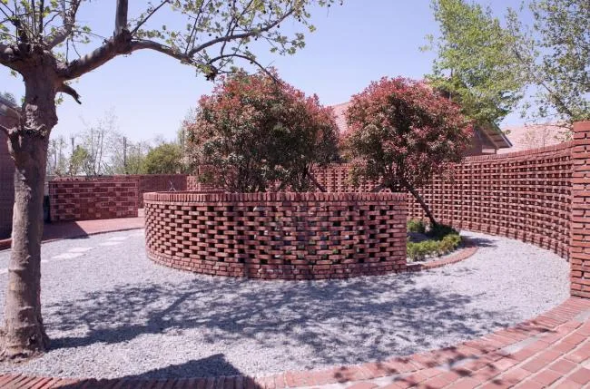 BIM Architecture | Rhythmic Brick Red Garden: Rizhao 1971 Study Camp Old School Reform/DK Architectural Design