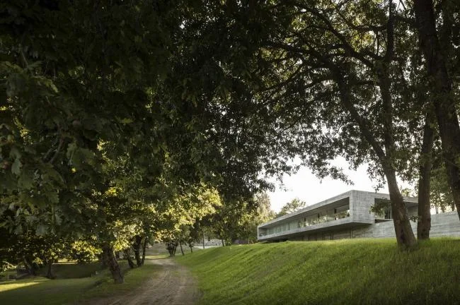 BIM Architecture | Pure and Primitive - Spaceworkers in Samba, Portugal