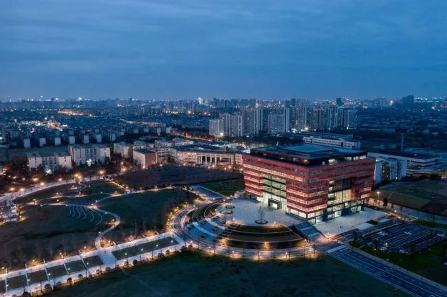 BIM Architecture | A 'Big Red Lantern' on the Woye Plain: Chengdu New Year's Eve Study New Collection Library/China Southwest Architectural Design and Research Institute