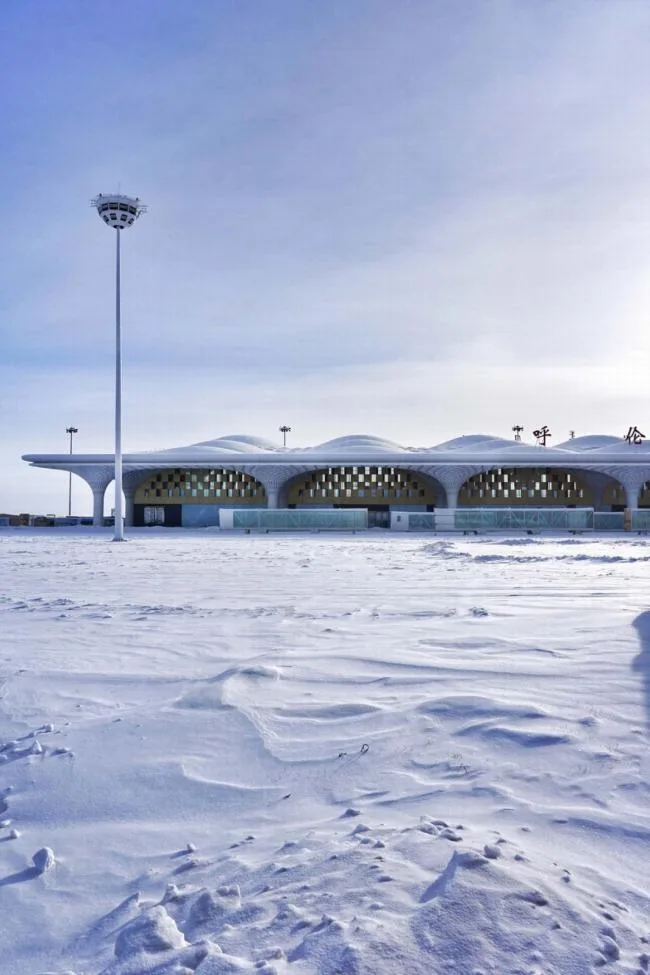 BIM Architecture | Continuous Waves Rising from Golden Birch Forest: Hulunbuir Hailar Airport Expansion Project/China Architecture Design Institute Joint Architectural Design Seminar U10