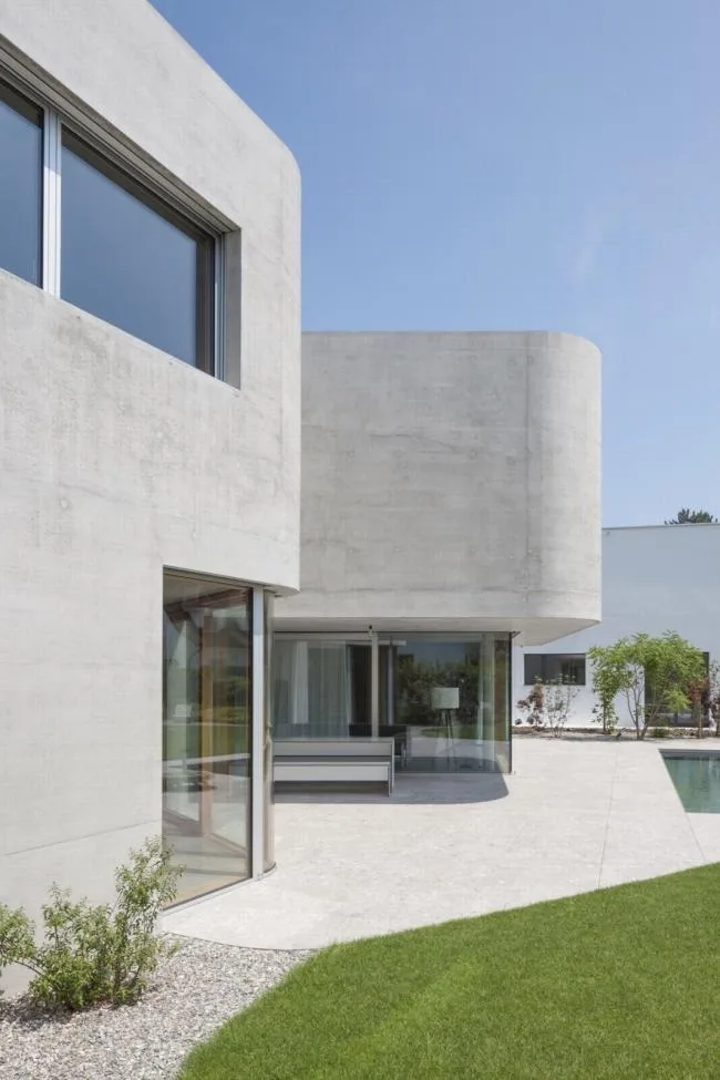 BIM Architecture | Like a Soft and Simple Sculpture: Neuhofweg Studio/Beck+Oser Architekten