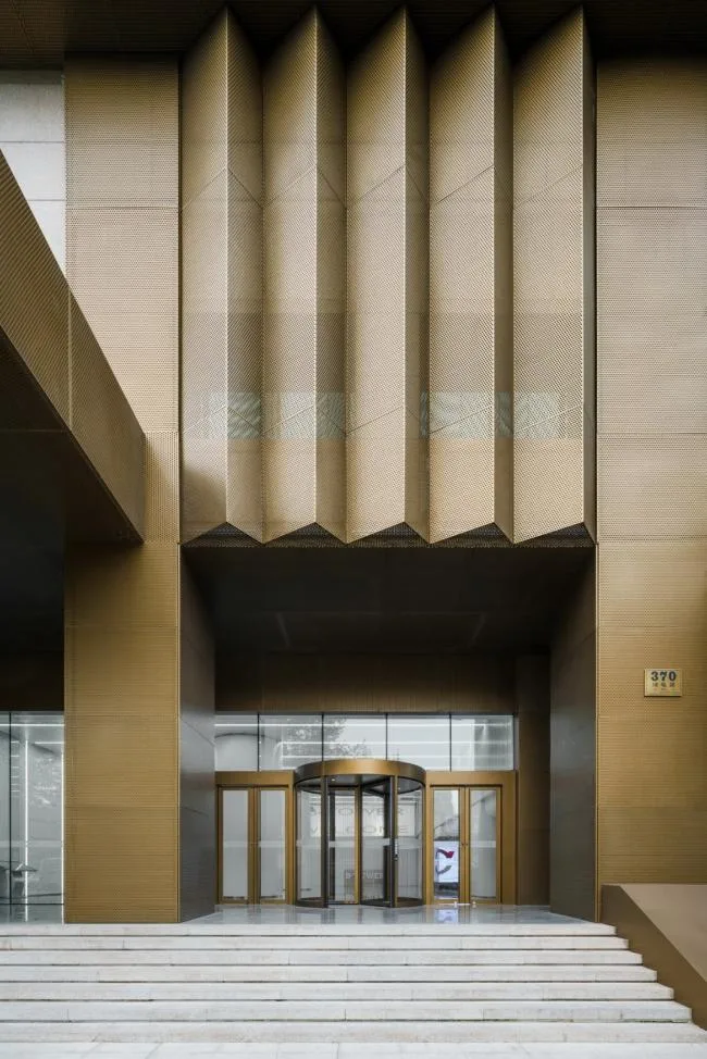 BIM Architecture | Evolution from Conservatism to Openness: Baosteel Building Urban Renewal Project/FTA Architectural Design