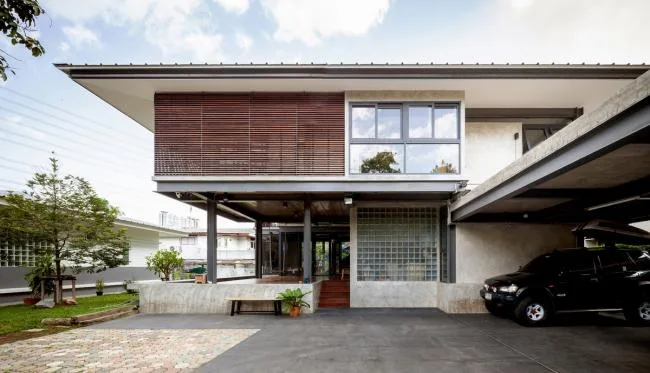 BIM Architecture | Thailand Room 713: Half Residential, Half Unelegant Scenery/Junsekino Architect and Design