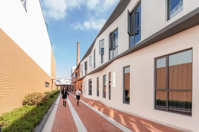BIM Architecture | Following tradition and innovating, naturally moving - Laketon International School Shanghai Campus/Eva Architects