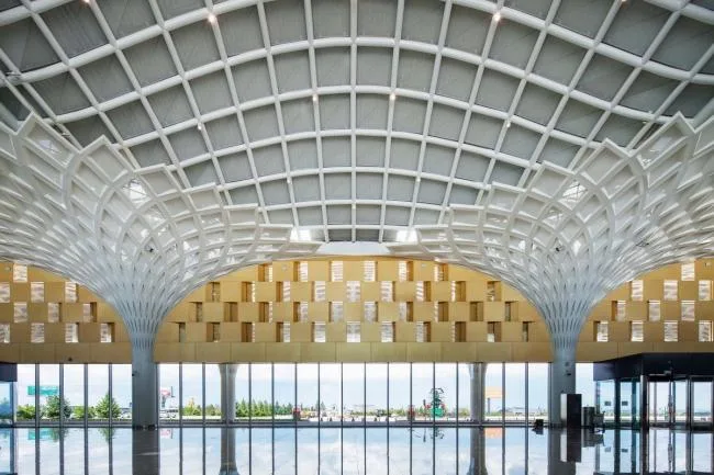 BIM Architecture | Continuous Waves Rising from Golden Birch Forest: Hulunbuir Hailar Airport Expansion Project/China Architecture Design Institute Joint Architectural Design Seminar U10