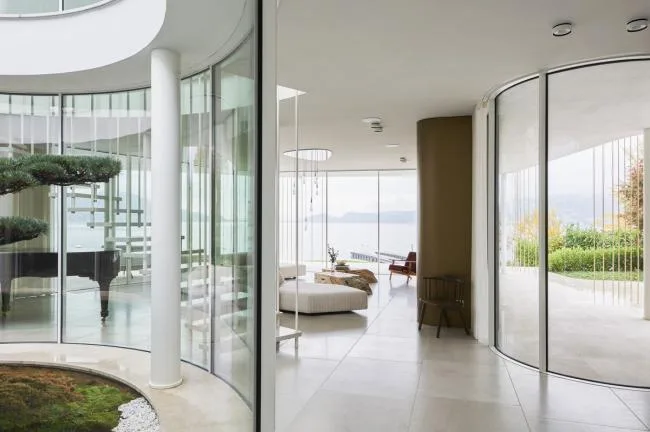 BIM Architecture | White Petals Blooming by the Lake: Italian Lakefront Holiday Home/Design Haus Liberty
