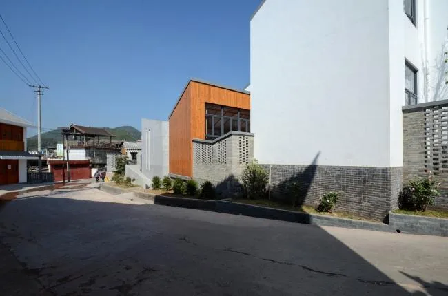 BIM Architecture | A Small and Beautiful Alternative Court/Zhida Architecture Studio/Zhengdong Design