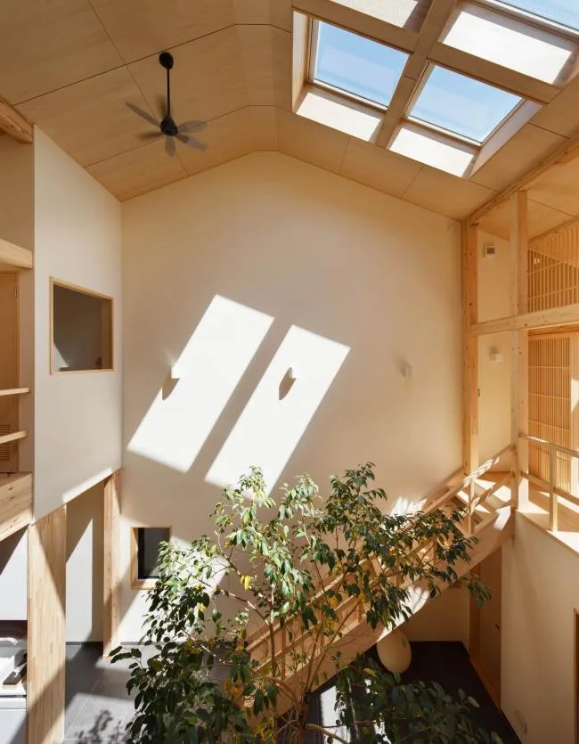 BIM Architecture | Kyoto House, Moving the Courtyard into the Home/07BEACH