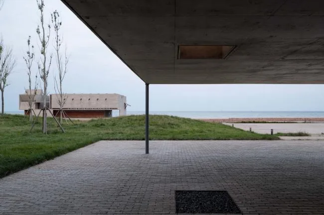 BIM Architecture | Seaside Restaurant/Vertical Building