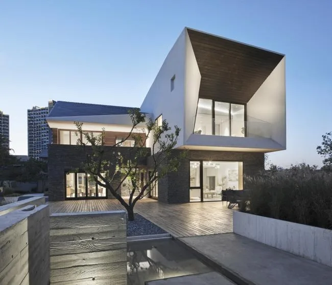 BIM Architecture | Brutalist Studio by the Sea - T House by the Sea, Qinhuangdao/META Studio