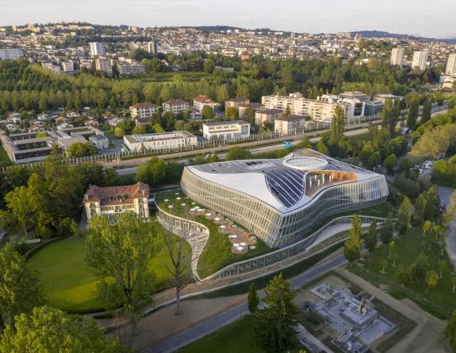 BIM Architecture | Butterfly like Lightly Spreading Wings: International Olympic Committee Headquarters/3XN