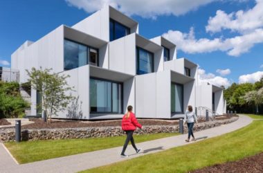 BIM Architecture: Penguins Gather at Dyson Institute of Engineering Skills by Wilkinson Eyre-BIM WORLD