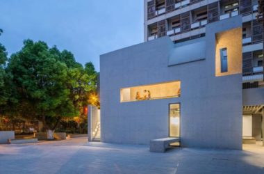 BIM Architecture: A Playful Blend of Chinese and Western Styles at Nanjing Institute of the Arts Concrete Exhibition Hall by Shanghai Zhongsen Design-BIM WORLD