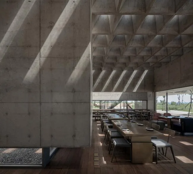 BIM Architecture | Seaside Restaurant/Vertical Building