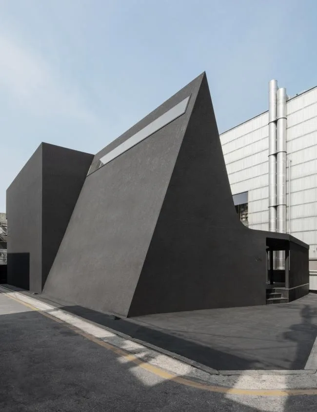 BIM Architecture | Flexible Geometry, Mysterious Like Dark Materials in the Universe: Juun. J Flagship Store/WGNB