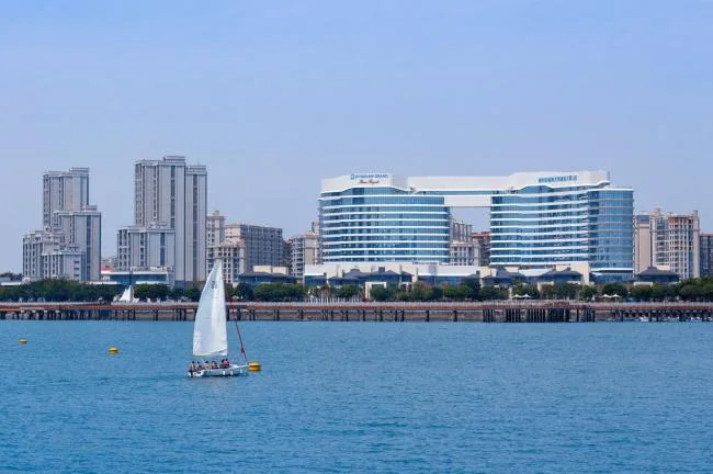 BIM Architecture | Harbor Ship, Enjoying Sea View: Wyndham Grand Plaza Yuzhou/Xiamen Branch of China Academy of Building Research
