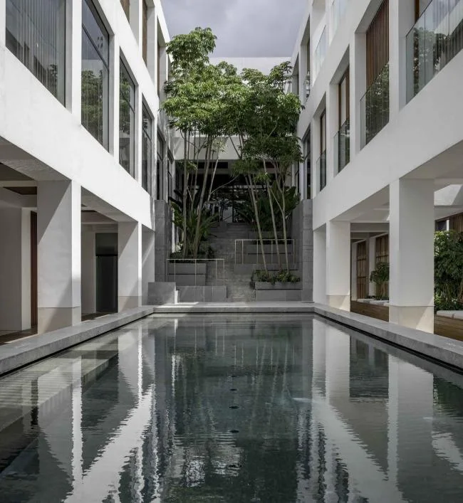 BIM Architecture | Alila Mansa Hotel Kuala Lumpur, with embedded atrium/Ruen Design Workshop