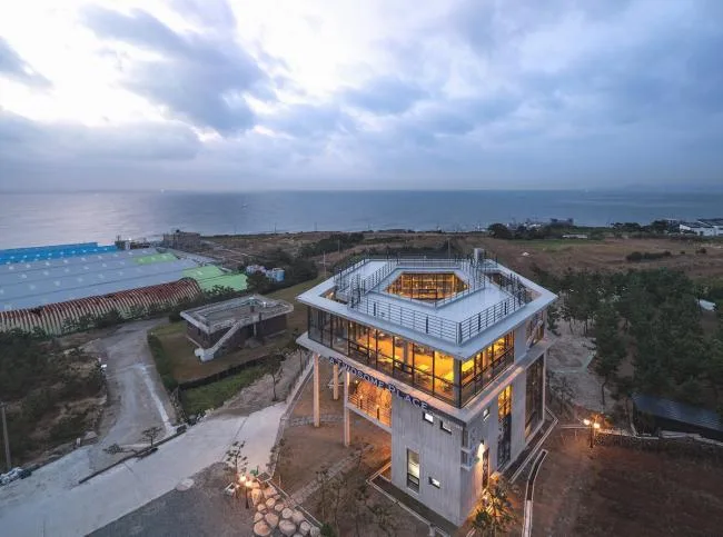 BIM Architecture | Rising Sun, overlooking the sea and sky scenic spots: Wujiao Trade Building/ON Architecture