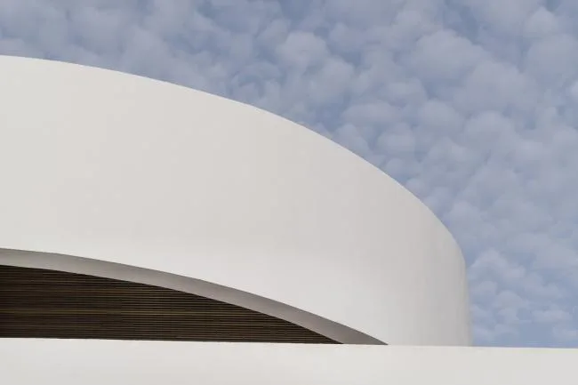 BIM Architecture | Elegant Volume Invented by Pure Lines: Flamenco Club Hotel/Zooco Estudio