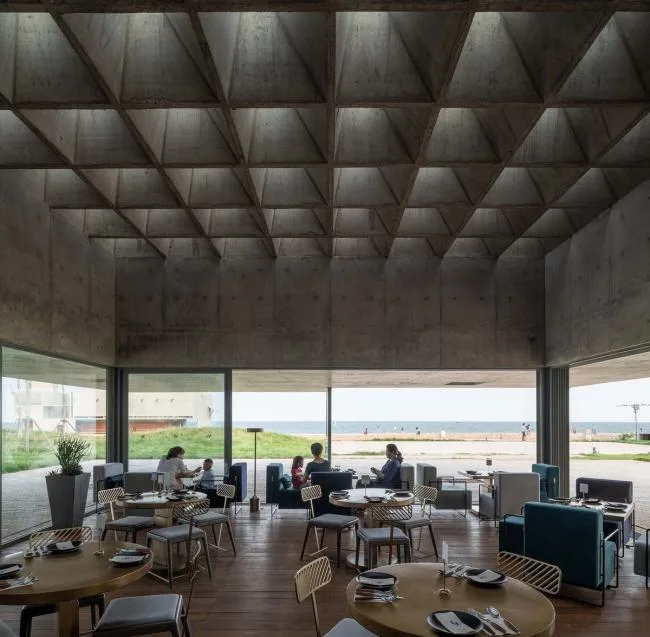 BIM Architecture | Seaside Restaurant/Vertical Building