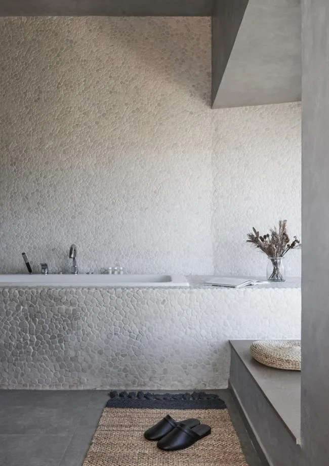 BIM Architecture | Brutalist Studio by the Sea - T House by the Sea, Qinhuangdao/META Studio