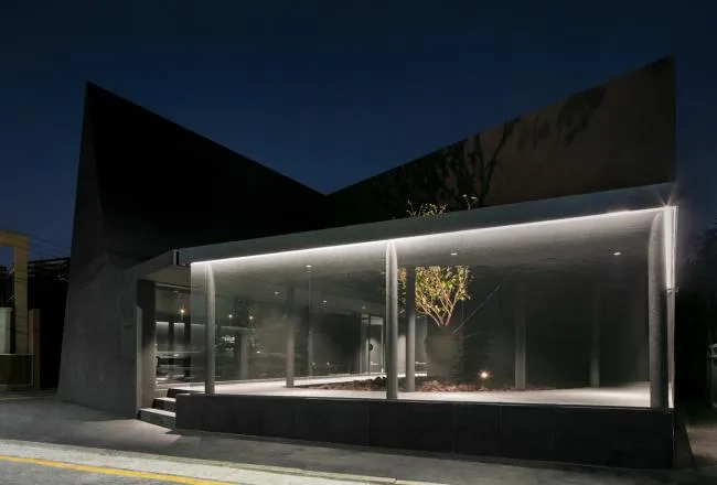 BIM Architecture | Flexible Geometry, Mysterious Like Dark Materials in the Universe: Juun. J Flagship Store/WGNB