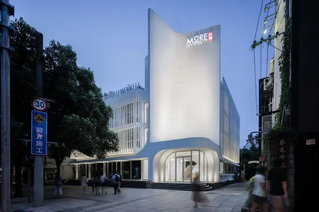 BIM Architecture | Facing the Breeze, Gentle and Strong Atmosphere - Jing'an Commercial Building Renewal/ArchUnits | A Design Studio