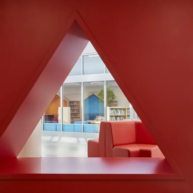 BIM Architecture | Open Interaction, Incorporating Geometric Elements: Rockford Public Elementary School/CannonDesign