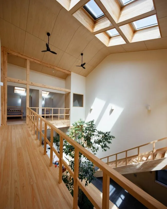 BIM Architecture | Kyoto House, Moving the Courtyard into the Home/07BEACH