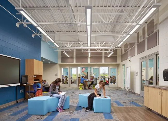 BIM Architecture | Open Interaction, Incorporating Geometric Elements: Rockford Public Elementary School/CannonDesign