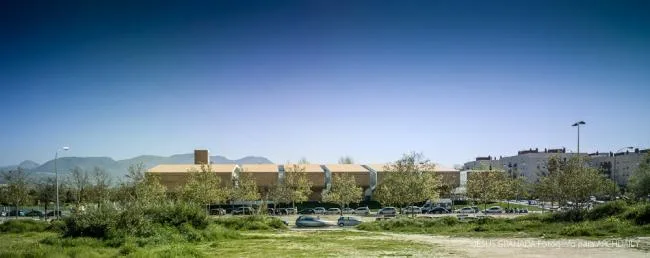 BIM Architecture | Neat Queue Like a Companion: In the Middle of Teacher Training/Ram ó n Fern á ndez Alfonso