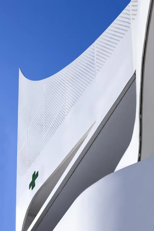 BIM Architecture | Song of Waves and White Sails: Mole Pharmacy/KLab Architecture