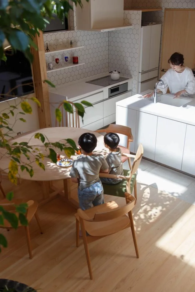 BIM Architecture | Kyoto House, Moving the Courtyard into the Home/07BEACH