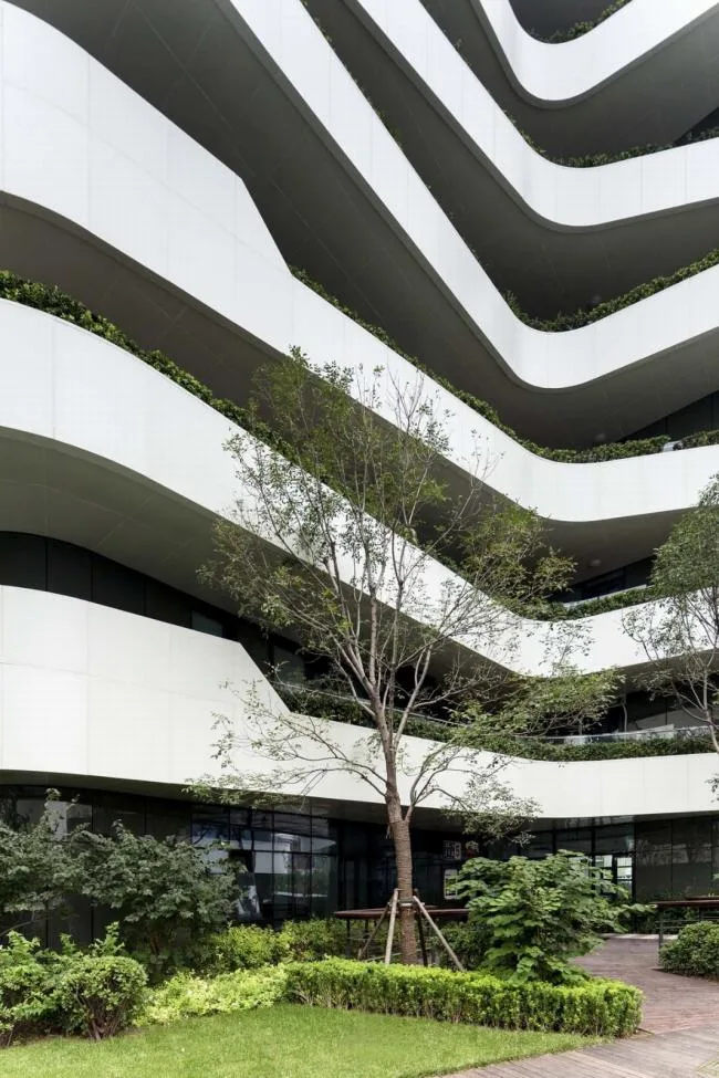 BIM Architecture | Like Soft and Turbulent Waves: Tianyun Industrial Office Cluster/First Practice Architectural Design