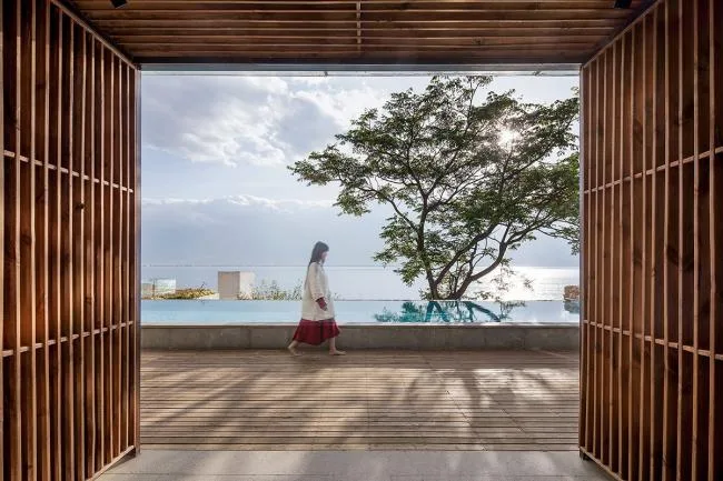 BIM Architecture | Sunset Glow Over Cang'er Lake: Notes on the Construction of the Slow House in Dali/IDO Yuanxiang Architecture+Chongqing Hexin Architectural Design Institute