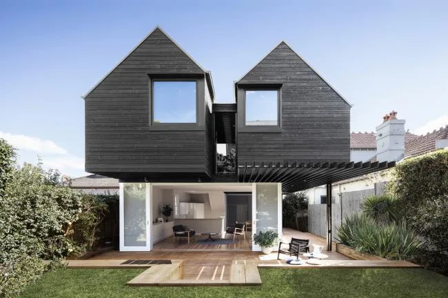 BIM Architecture | Children's Building Blocks Constructed from Angular Geometry: Twin Top Villas/Benn&  Penna Architecture